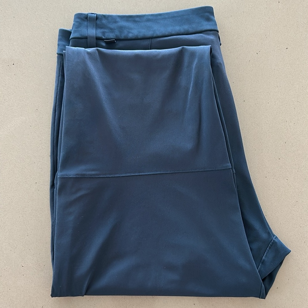 Lululemon Commission Slim-Fit Pant in True Navy | Size 34 - Picture 3 of 12